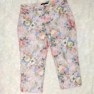 Simon Chang Floral Capris